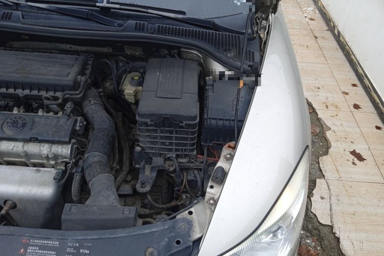Used Skoda Octavia 2013 1.6L Automatic Elegance Edition Engine Bay Left