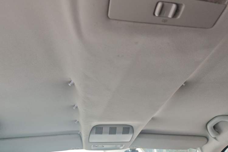 Used Skoda Octavia 2013 1.6L Automatic Yijie Edition Headliner
