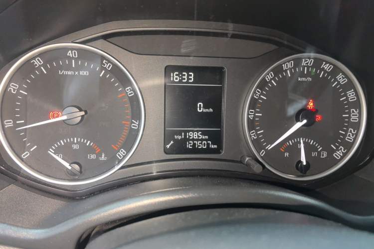 Used Skoda Octavia 2013 1.6L Automatic Yijun Edition Instrument Cluster