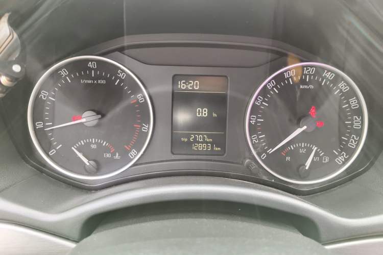Used Skoda Octavia 2013 1.6L Manual Yijie Edition Instrument Cluster