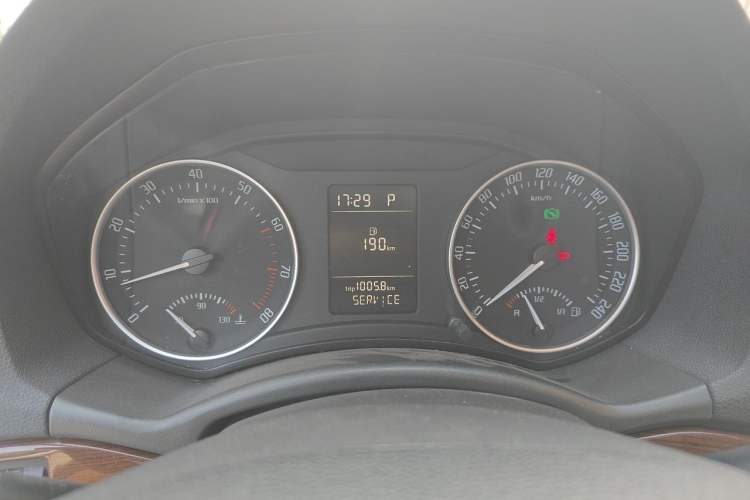 Used Skoda Octavia 2013 1.6L Automatic Yijun Edition Instrument Cluster