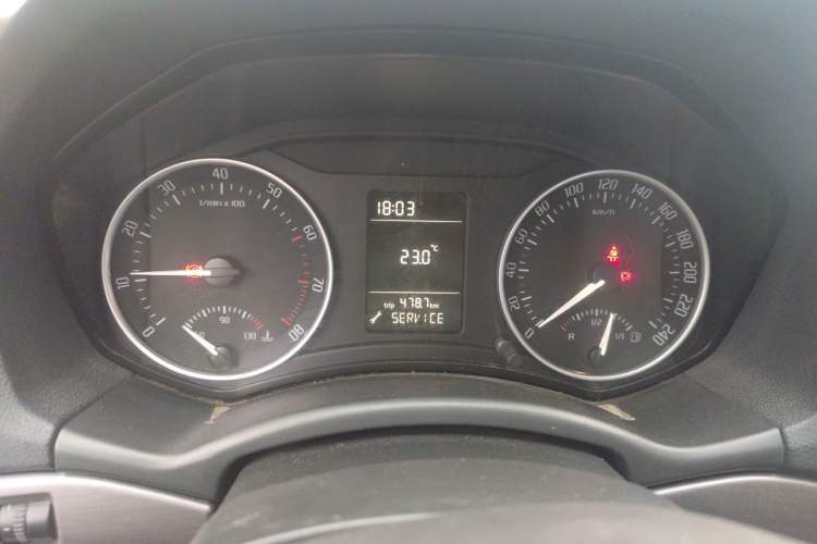 Used Skoda Octavia 2013 1.6L Manual Yijie Edition Instrument Cluster