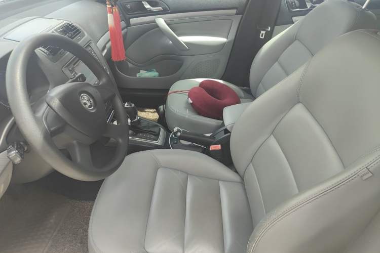Used Skoda Octavia 2013 1.6L Automatic Yijun Edition Left Front Seat