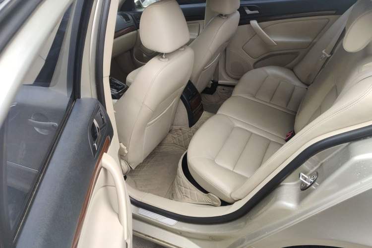 Used Skoda Octavia 2013 1.6L Automatic Yijun Edition Left Rear Seat