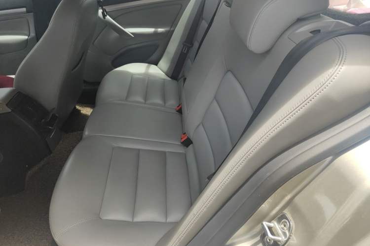 Used Skoda Octavia 2013 1.6L Automatic Yijun Edition Left Rear Seat