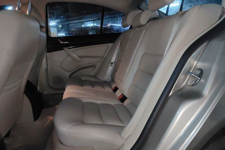 Used Skoda Octavia 2013 1.6L Automatic Yijun Edition Left Rear Seat