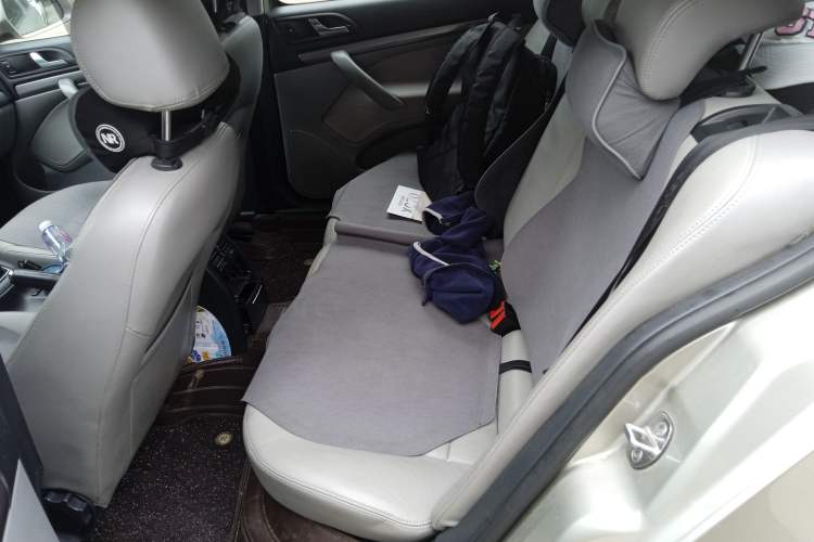 Used Skoda Octavia 2013 1.6L Automatic Elegance Edition Left Rear Seat