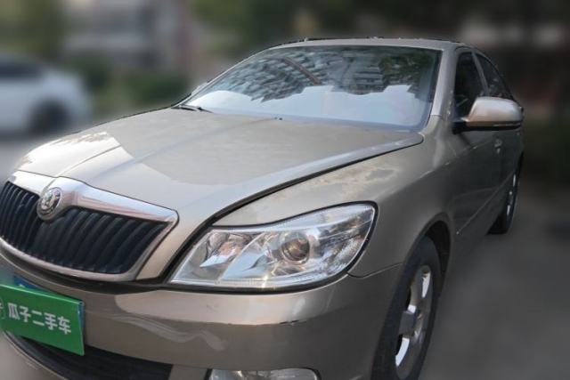 Used Skoda Octavia 2013 1.6L Manual Eado Edition