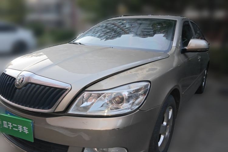 Used Skoda Octavia 2013 1.6L Manual Eado Edition Guazi used car, China used car export, Used car for sale, Used cars, Cheapest cars for sale