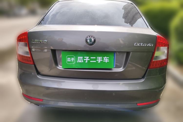 Used Skoda Octavia 2013 1.6L Manual Yijie Edition Rear