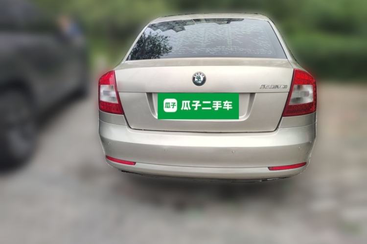 Used Skoda Octavia 2013 1.6L Automatic Yijun Edition Rear