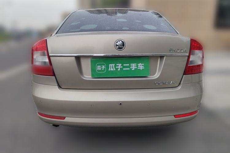 Used Skoda Octavia 2013 1.6L Automatic Yijun Edition Rear