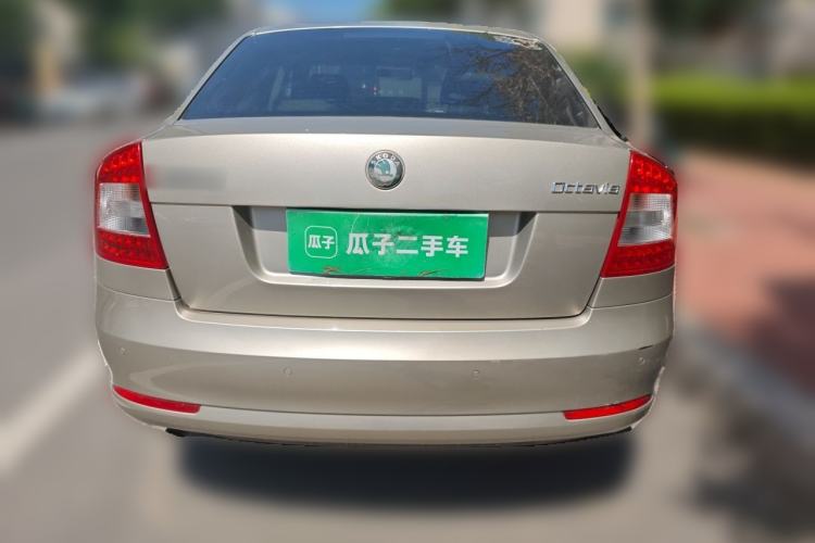 Used Skoda Octavia 2013 1.6L Automatic Yijie Edition Rear