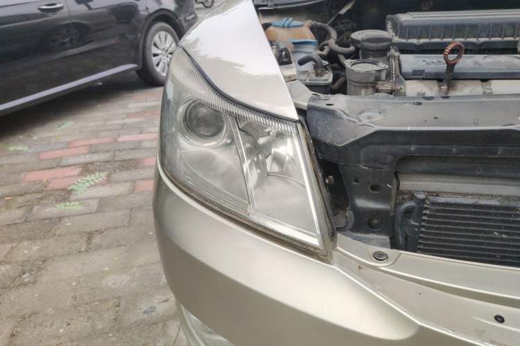 Used Skoda Octavia 2013 1.6L Automatic Yijun Edition Right Front Headlight