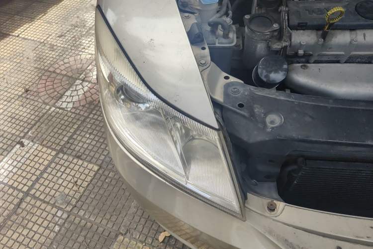 Used Skoda Octavia 2013 1.6L Automatic Yijun Edition Right Front Headlight