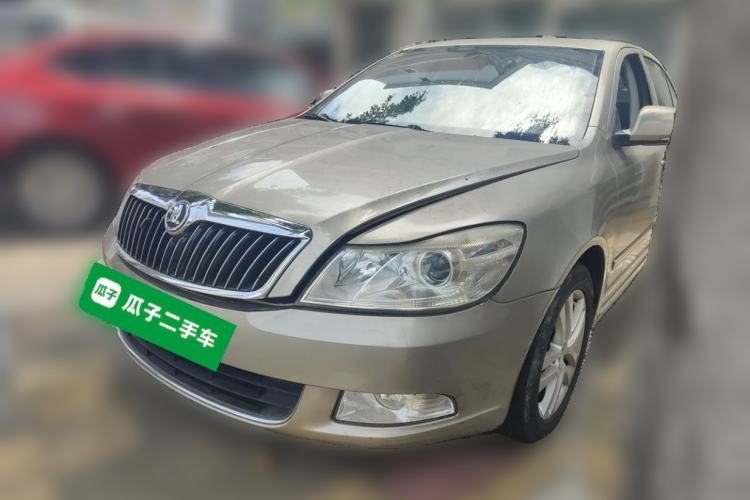 Used Skoda Octavia 2013 1.6L Automatic Yijun Edition Guazi used car, China used car export, Used car for sale, Used cars, Cheapest cars for sale