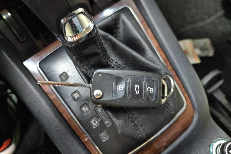 Used Skoda Octavia 2013 1.6L Automatic Yijun Edition Vehicle Key