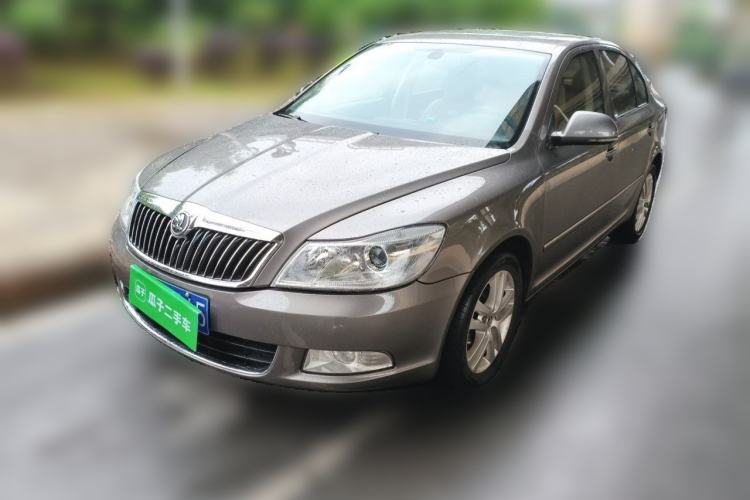 Used Skoda Octavia 2013 1.6L Manual Yijun Edition Guazi used car, China used car export, Used car for sale, Used  cars, Cheapest cars for sale