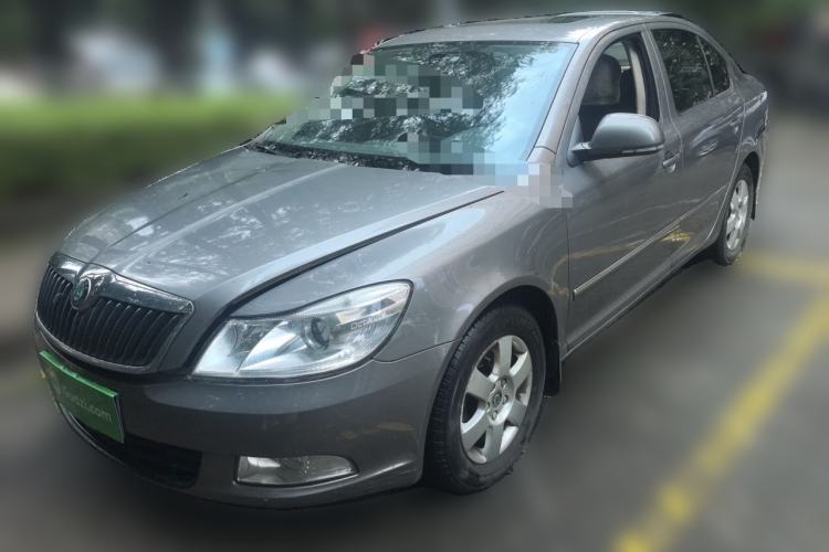 Used Skoda Octavia 2013 1.6L Automatic Yijun Edition Guazi used car, China used car export, Used car for sale, Used cars, Cheapest cars for sale