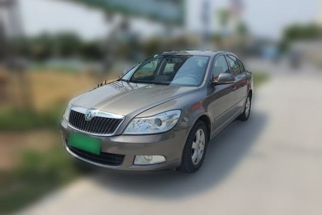 Used Skoda Octavia 2013 1.6L Manual Eado Edition