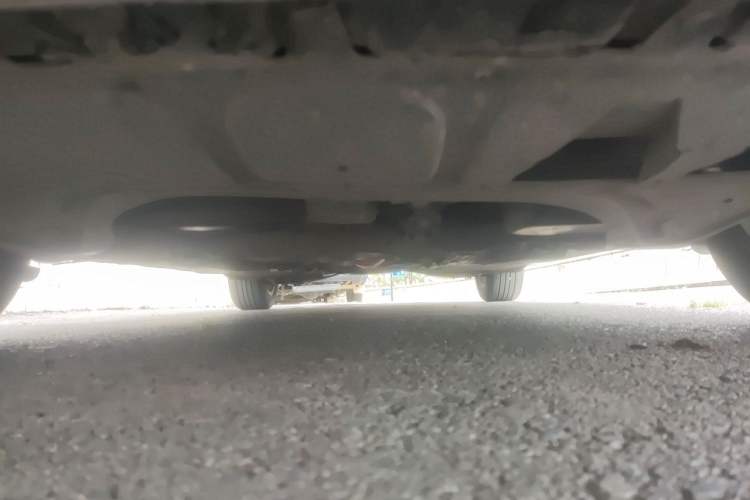 Used Skoda Octavia 2013 2.0L Automatic Yijie Edition Chassis Front