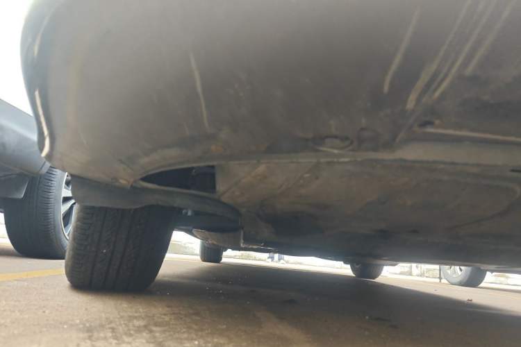 Used Skoda Octavia 2013 1.6L Manual Yijie Edition Chassis Front Right