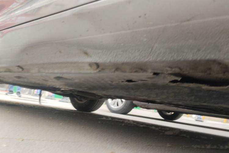 Used Skoda Octavia 2013 1.6L Manual Yijie Edition Chassis Front Right
