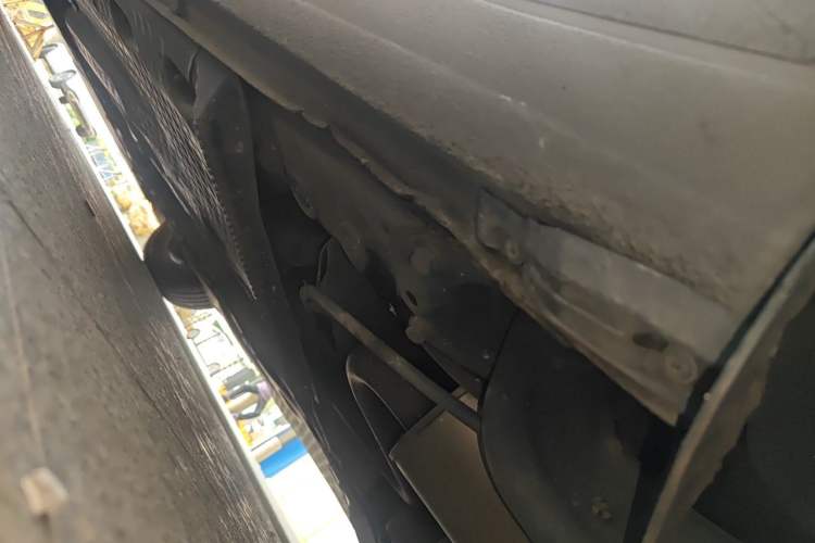 Used Skoda Octavia 2013 1.6L Automatic Yijie Edition Chassis Rear Left
