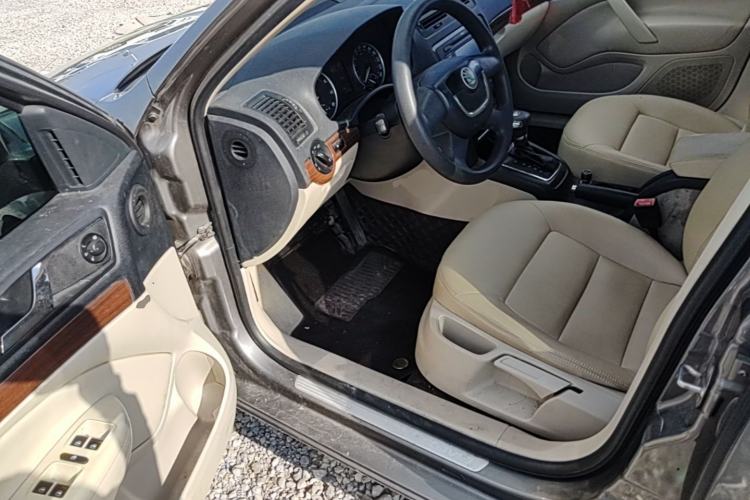 Used Skoda Octavia 2013 1.4TSI DSG Yijun Edition Driver Seat