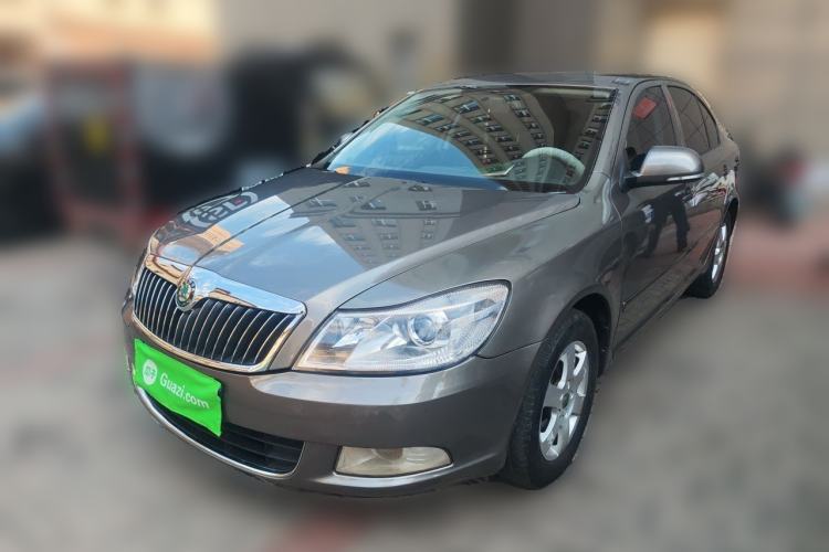 Used Skoda Octavia 2013 1.6L Automatic Yijie Edition Guazi used car, China used car export, Used car for sale, Used cars, Cheapest cars for sale