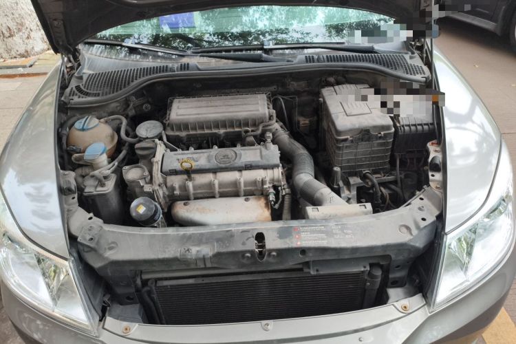 Used Skoda Octavia 2013 1.6L Automatic Yijun Edition Engine Bay