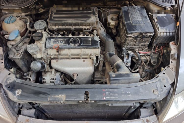 Used Skoda Octavia 2013 1.6L Automatic Yijie Edition Engine Bay