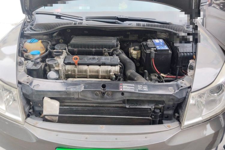 Used Skoda Octavia 2013 1.6L Manual Yijie Edition Engine Bay