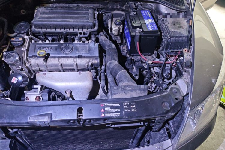 Used Skoda Octavia 2013 1.6L Manual Eado Edition Engine Bay Left