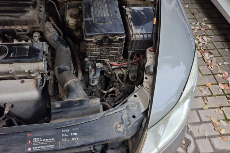 Used Skoda Octavia 2013 1.6L Automatic Yijie Edition Engine Bay Left