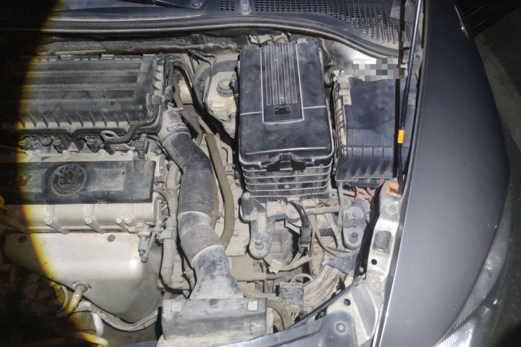 Used Skoda Octavia 2013 1.6L Automatic Yijie Edition Engine Bay Left