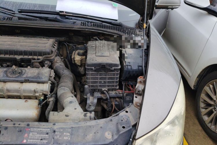 Used Skoda Octavia 2013 1.6L Automatic Yijie Edition Engine Bay Left