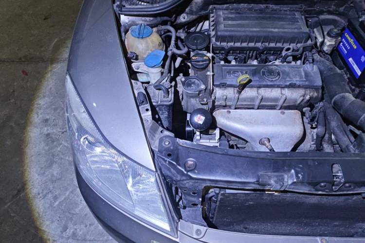 Used Skoda Octavia 2013 1.6L Manual Eado Edition Engine Bay Right