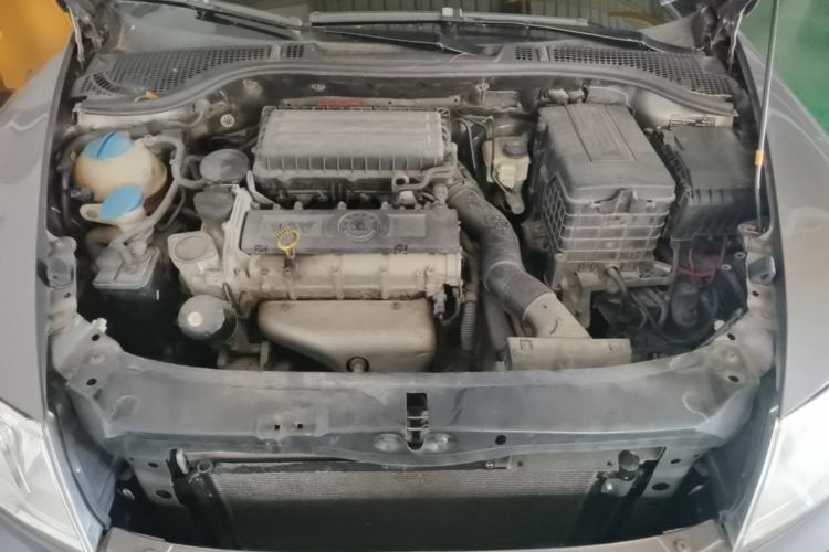 Used Skoda Octavia 2013 1.6L Automatic Yijun Edition Engine Bay