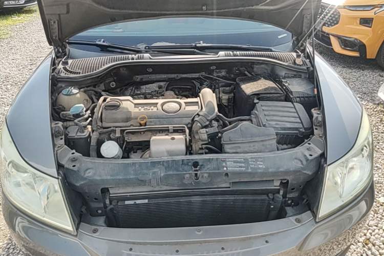 Used Skoda Octavia 2013 1.4TSI DSG Yijun Edition Engine Bay