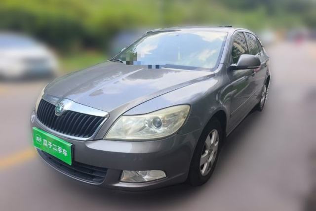 Ojetý Skoda Octavia 2013 1.6L Automatic Yijie Edition