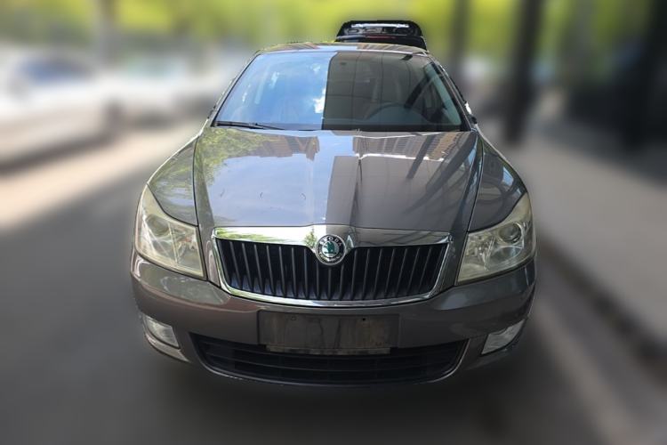 Used Skoda Octavia 2013 1.6L Automatic Yijie Edition Front