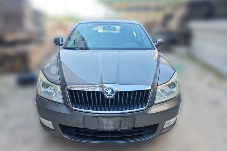 Used Skoda Octavia 2013 1.6L Automatic Yijie Edition Front
