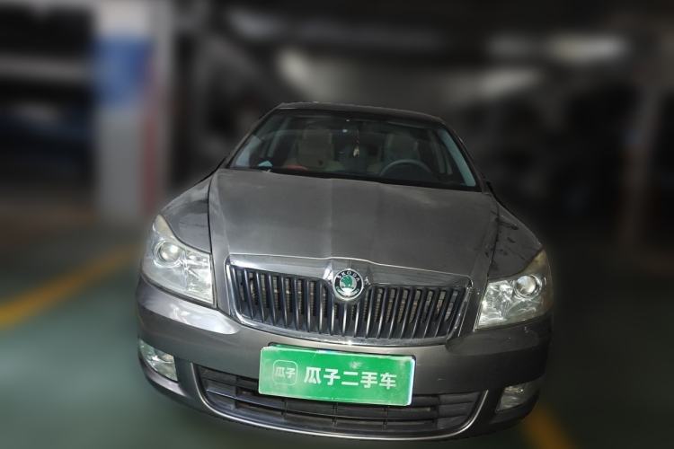 Used Skoda Octavia 2013 1.6L Automatic Yijie Edition Front