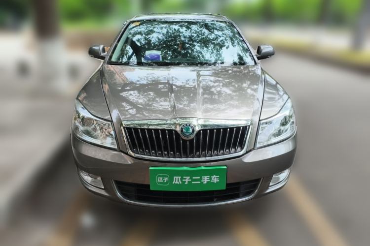 Used Skoda Octavia 2013 1.6L Automatic Yijun Edition Front