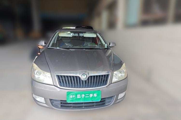 Used Skoda Octavia 2013 1.6L Automatic Yijie Edition Front