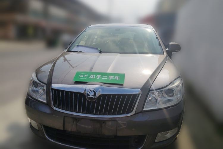 Used Skoda Octavia 2013 1.6L Automatic Yijun Edition Front