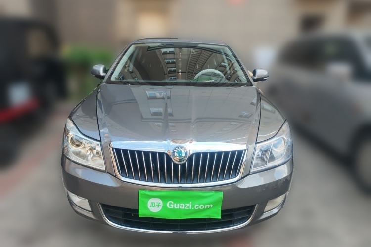 Used Skoda Octavia 2013 1.6L Automatic Yijie Edition Front