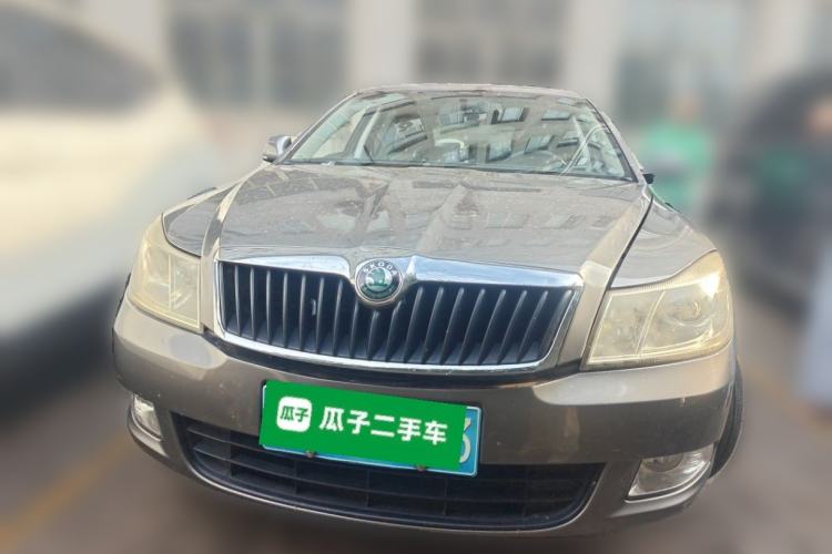 Used Skoda Octavia 2013 1.6L Manual Yijie Edition Front