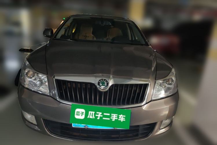 Used Skoda Octavia 2013 1.6L Automatic Yijie Edition Front